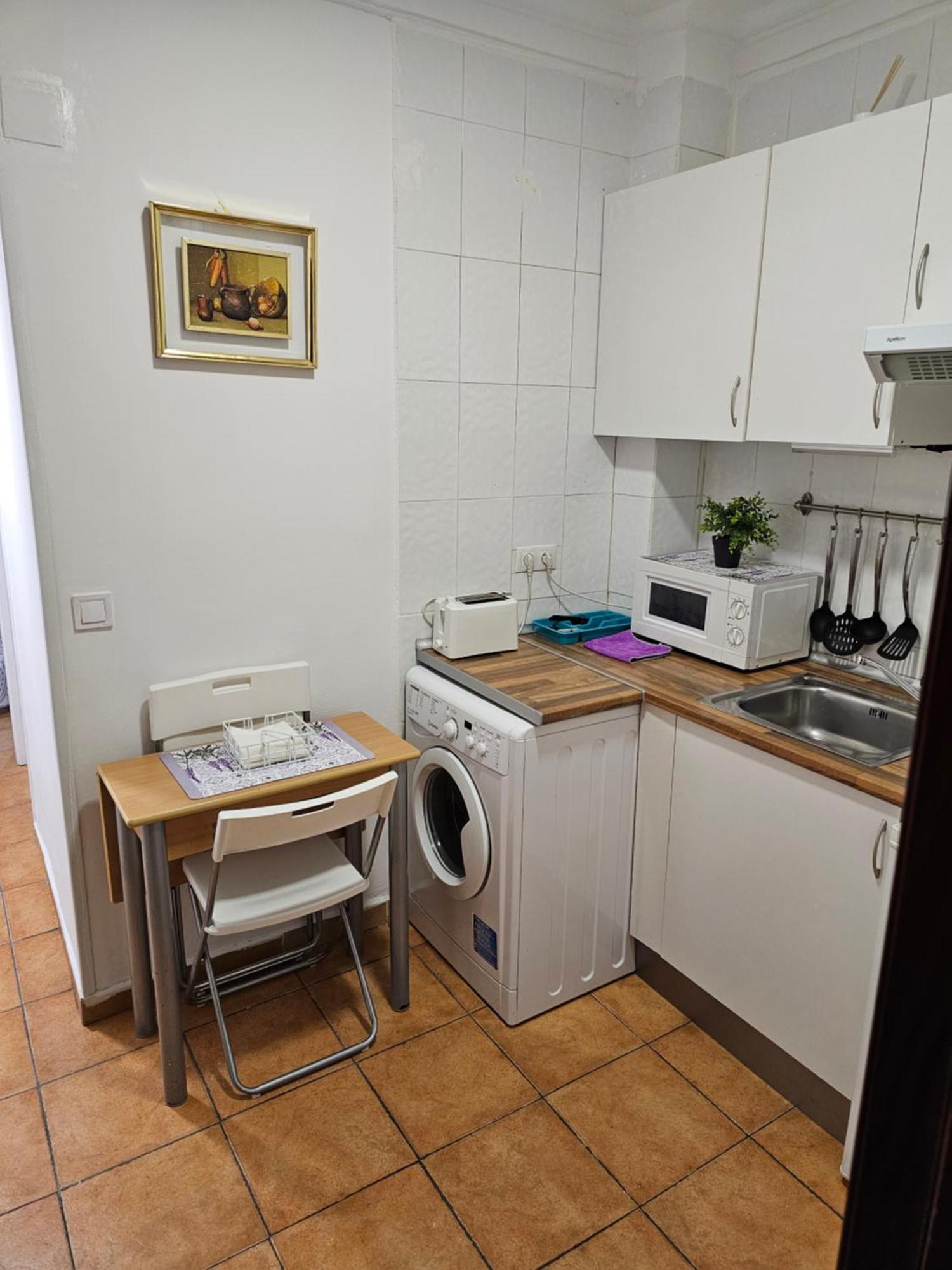 Apartamento Doble Exterior En La Gran Via #45 De Madrid 7-2 — Fotos 1